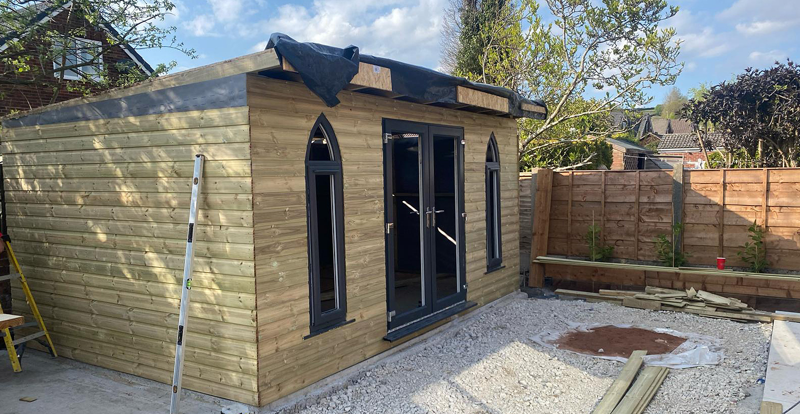t Outdoor Space Solutions, we design and build bespoke summer houses and outdoor bars that bring your garden to life — perfect for relaxing, entertaining, or adding valuable extra space to your home. 
